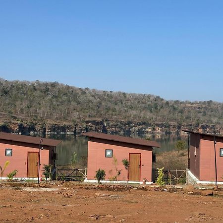 Gandhisagar Forest Retreat Hotell Gurla Eksteriør bilde