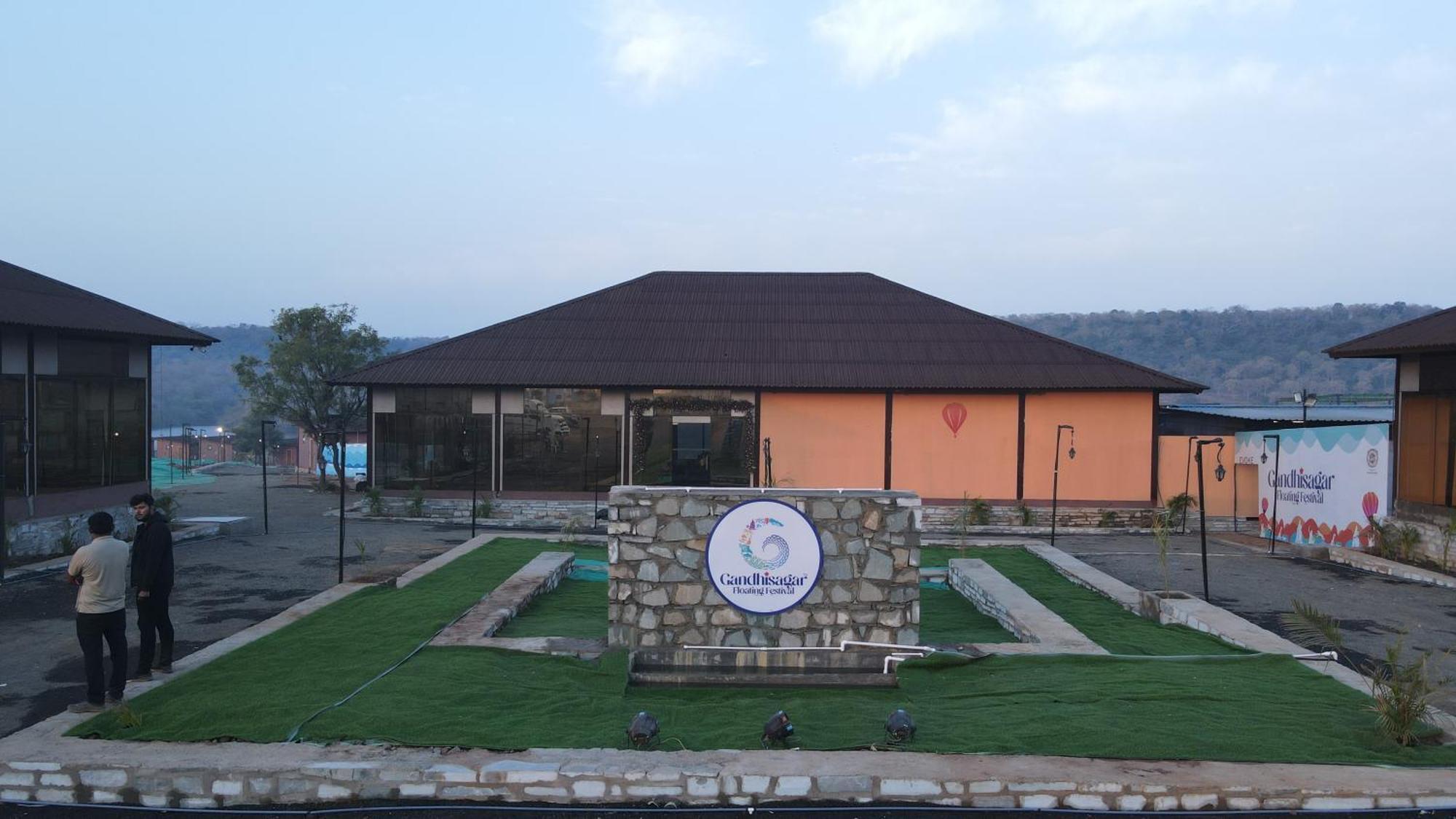 Gandhisagar Forest Retreat Hotell Gurla Eksteriør bilde